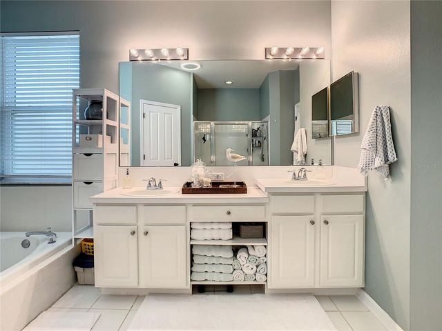 1521 CROOKED STICK DRIVE, Valrico, FL 33596