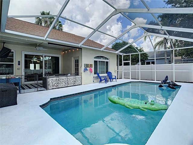1521 CROOKED STICK DRIVE, Valrico, FL 33596