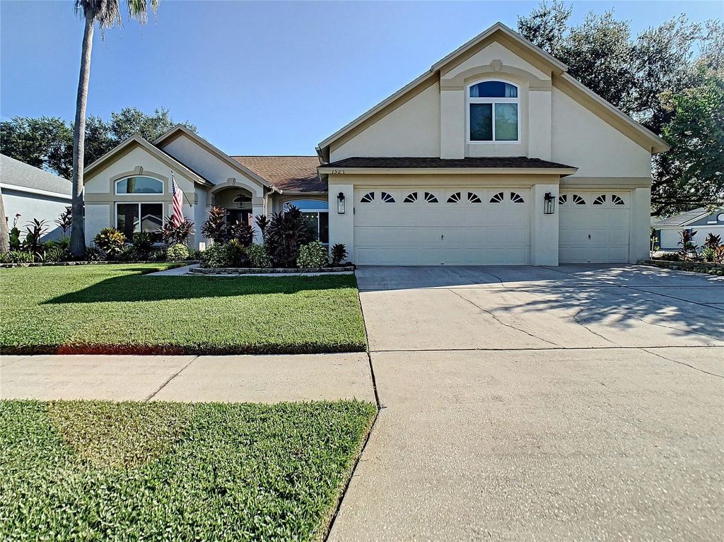 1521 CROOKED STICK DRIVE, Valrico, FL 33596