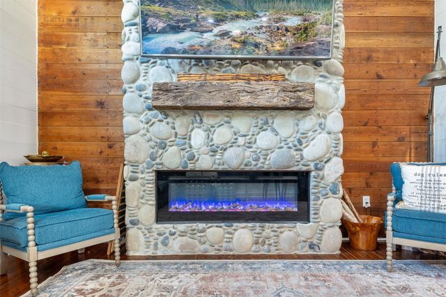 413 County Road 410, Buckholts, TX 76518