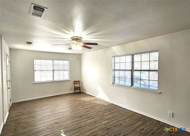 105 Santa Clara Street, Cibolo, TX 78108