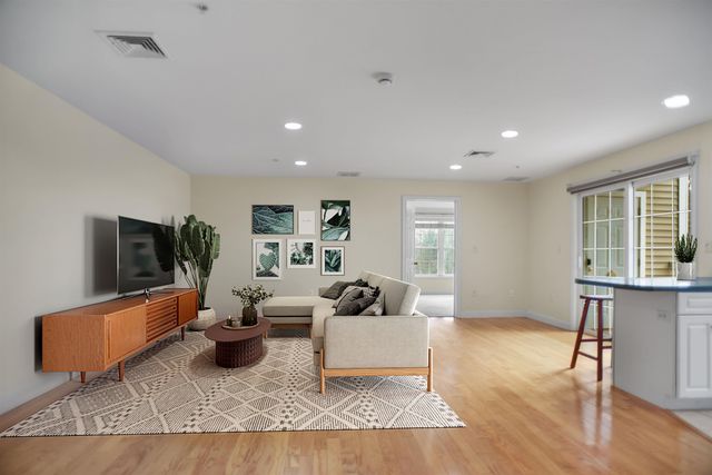 59 Cluff Rd Unit 42, Salem, NH 03079