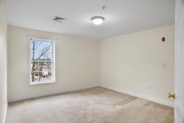 59 Cluff Rd Unit 42, Salem, NH 03079