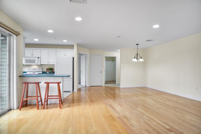 59 Cluff Rd Unit 42, Salem, NH 03079