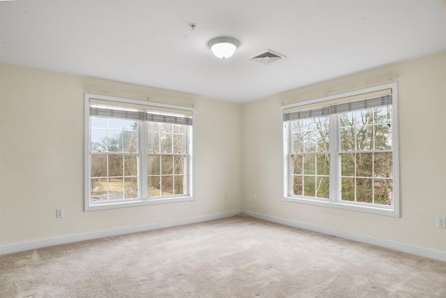 59 Cluff Rd Unit 42, Salem, NH 03079