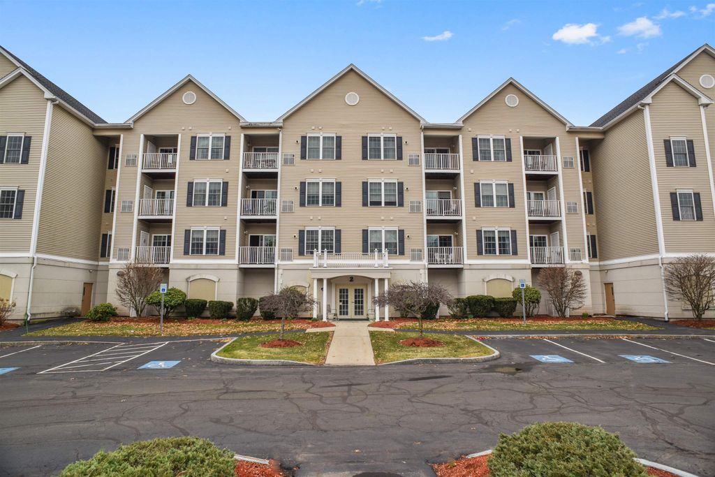 59 Cluff Rd Unit 42, Salem, NH 03079