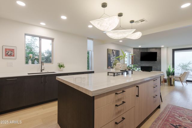 8749 E VIA DE DORADO --, Scottsdale, AZ 85258