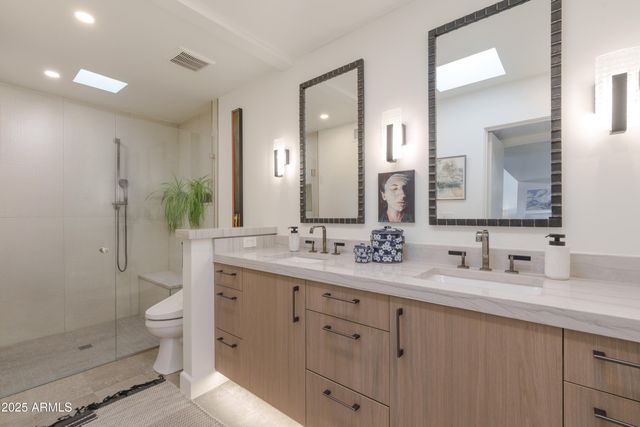 8749 E VIA DE DORADO --, Scottsdale, AZ 85258