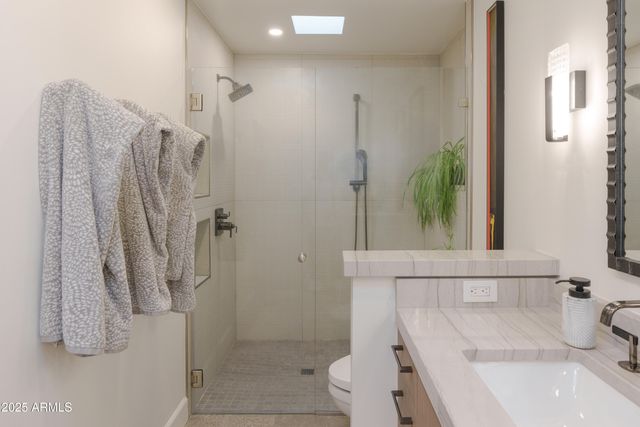 8749 E VIA DE DORADO --, Scottsdale, AZ 85258