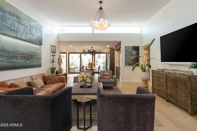 8749 E VIA DE DORADO --, Scottsdale, AZ 85258