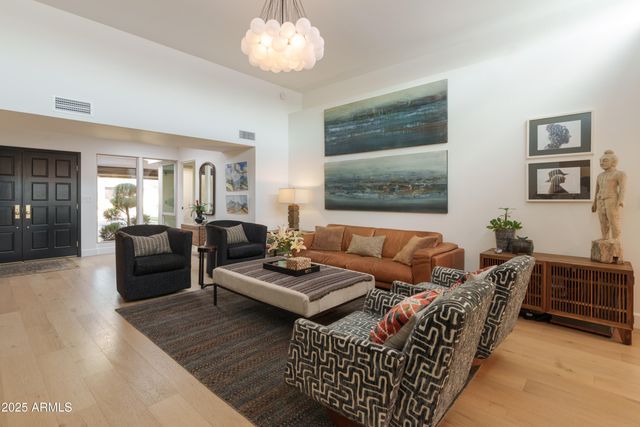 8749 E VIA DE DORADO --, Scottsdale, AZ 85258