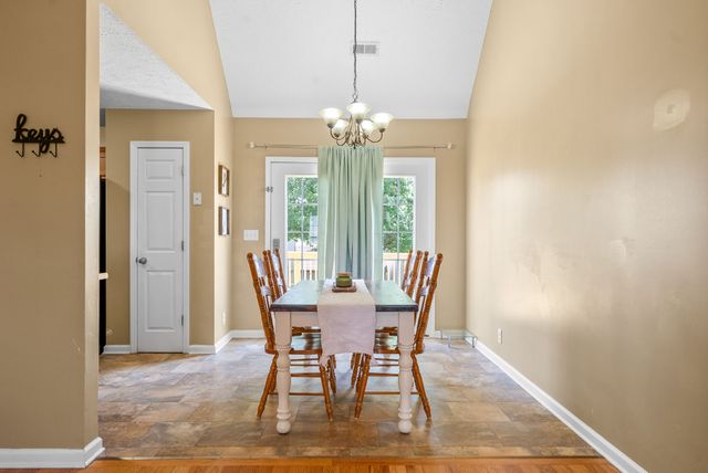 3426 Foxrun Ln, Clarksville, TN 37042