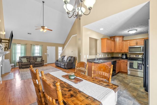3426 Foxrun Ln, Clarksville, TN 37042