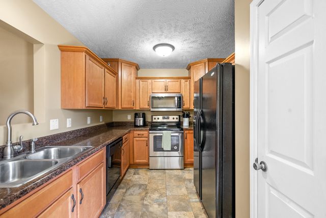 3426 Foxrun Ln, Clarksville, TN 37042