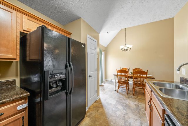3426 Foxrun Ln, Clarksville, TN 37042