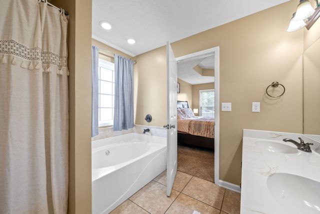 3426 Foxrun Ln, Clarksville, TN 37042