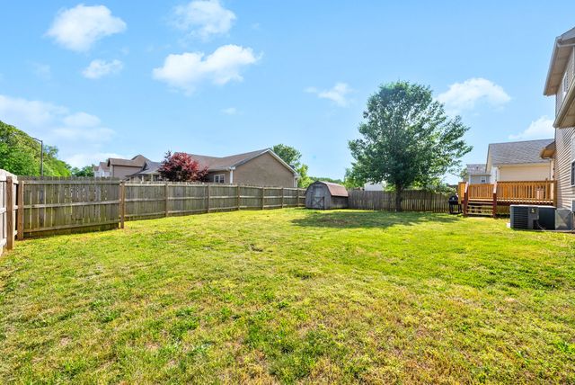 3426 Foxrun Ln, Clarksville, TN 37042