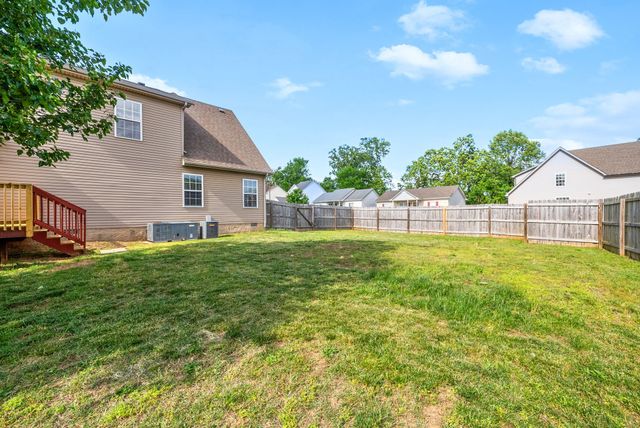 3426 Foxrun Ln, Clarksville, TN 37042