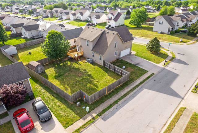 3426 Foxrun Ln, Clarksville, TN 37042