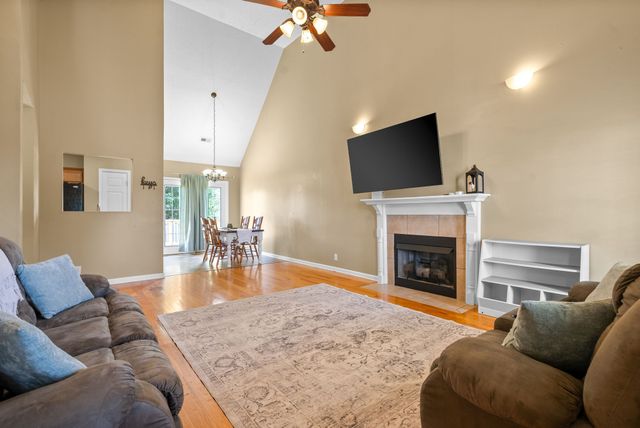 3426 Foxrun Ln, Clarksville, TN 37042