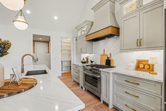 6956 Shadow Ridge Road, Anderson Twp, OH 45230