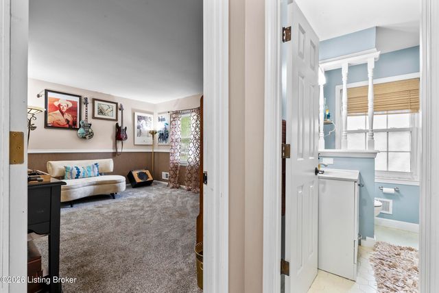404 Timberlake Trail, Louisville, KY 40245