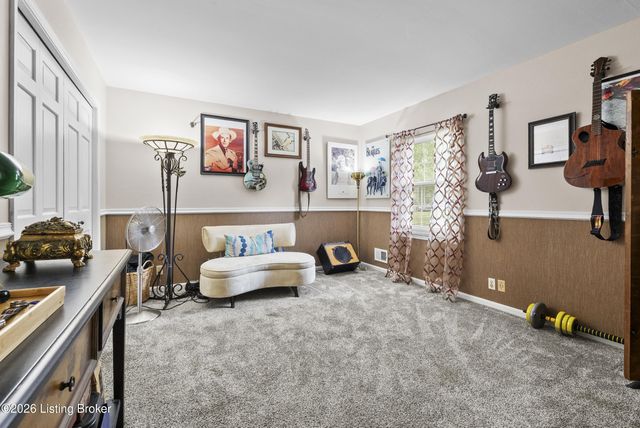 404 Timberlake Trail, Louisville, KY 40245