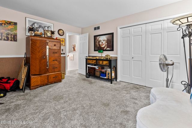 404 Timberlake Trail, Louisville, KY 40245