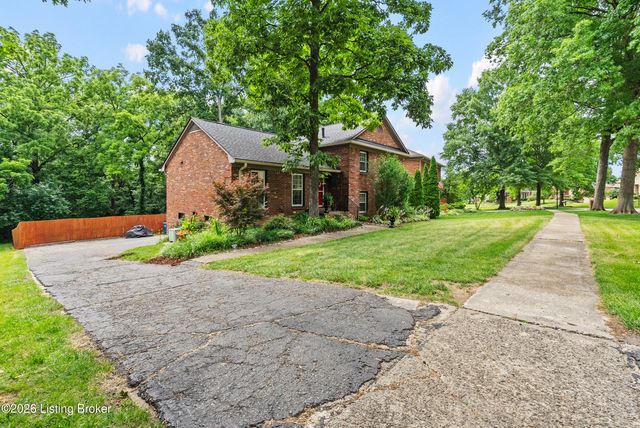 404 Timberlake Trail, Louisville, KY 40245