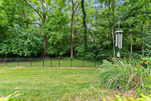 404 Timberlake Trail, Louisville, KY 40245