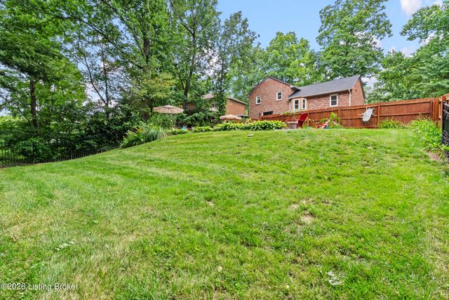 404 Timberlake Trail, Louisville, KY 40245