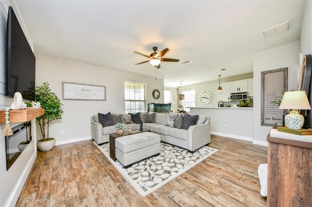 701 Avenue H, South Houston, TX 77587