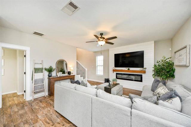 701 Avenue H, South Houston, TX 77587