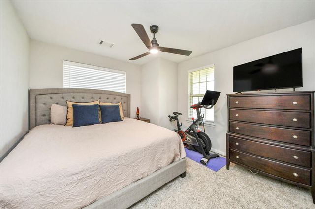 701 Avenue H, South Houston, TX 77587