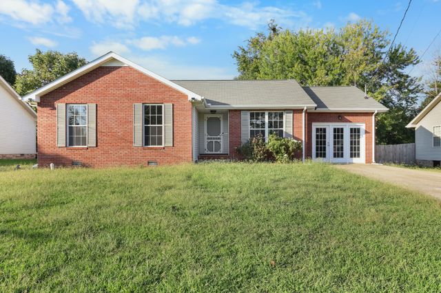 609 Corinth Ct, Clarksville, TN 37040