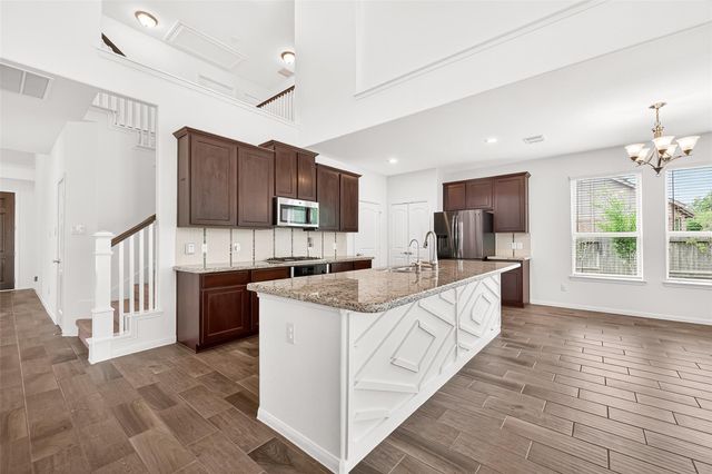 95 Rivercove Lane, Richmond, TX 77406