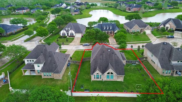 95 Rivercove Lane, Richmond, TX 77406