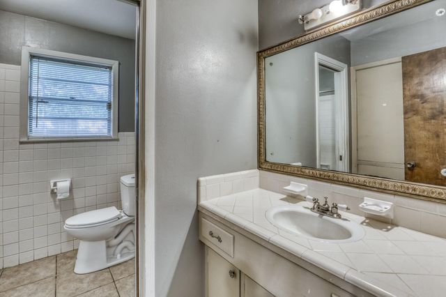 1687 Eagle Lake Road, Sealy, TX 77474
