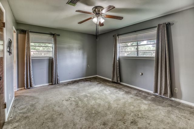 1687 Eagle Lake Road, Sealy, TX 77474