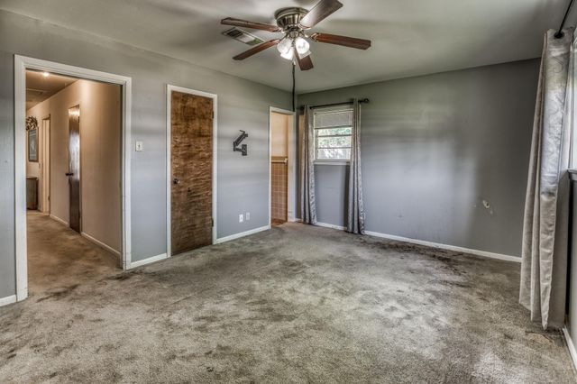 1687 Eagle Lake Road, Sealy, TX 77474