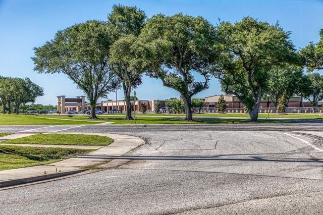 1687 Eagle Lake Road, Sealy, TX 77474