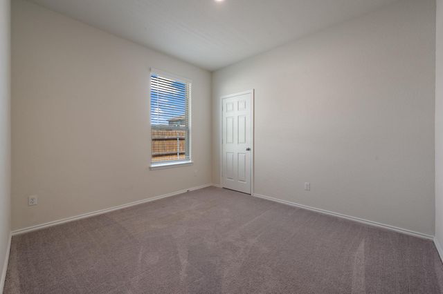 241 Pivot DR, Taylor, TX 76574