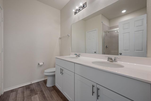 241 Pivot DR, Taylor, TX 76574