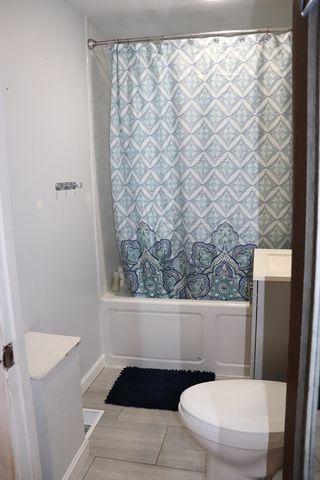 4 Grove St, Westford, MA 01886