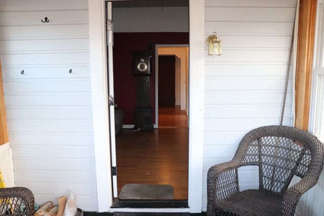 4 Grove St, Westford, MA 01886