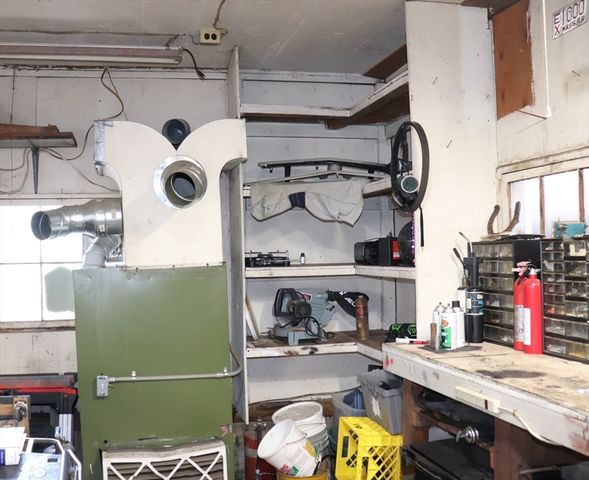 4 Grove St, Westford, MA 01886