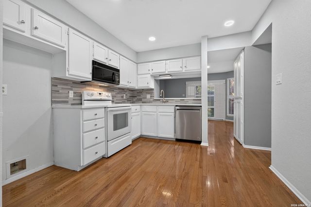 142 CALETA BCH, San Antonio, TX 78232