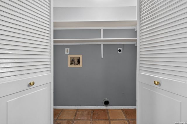 142 CALETA BCH, San Antonio, TX 78232