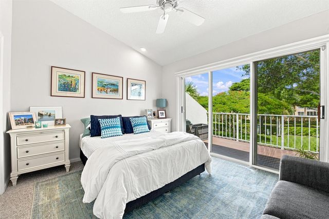 17070 Boca Club Boulevard 1, Boca Raton, FL 33487
