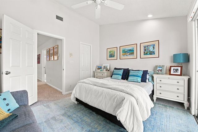 17070 Boca Club Boulevard 1, Boca Raton, FL 33487